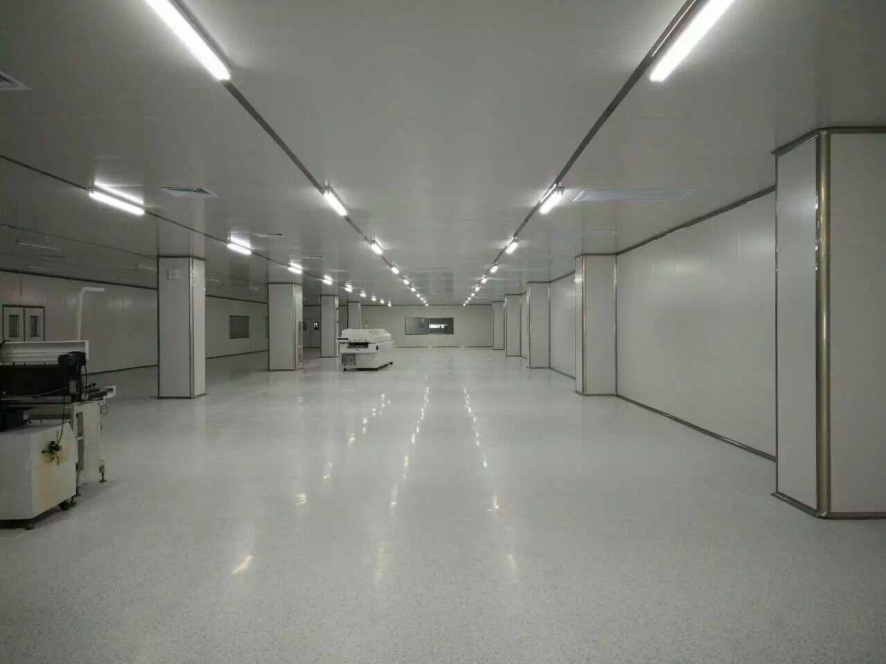 千級(jí)無(wú)塵車(chē)間 千級(jí)無(wú)塵車(chē)間